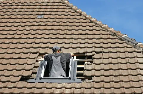 Pose de velux - Saint-Vaast-d'Équiqueville
